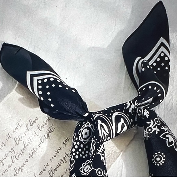 Fashion Women Scarf 🔥 - Picture 2 of 6